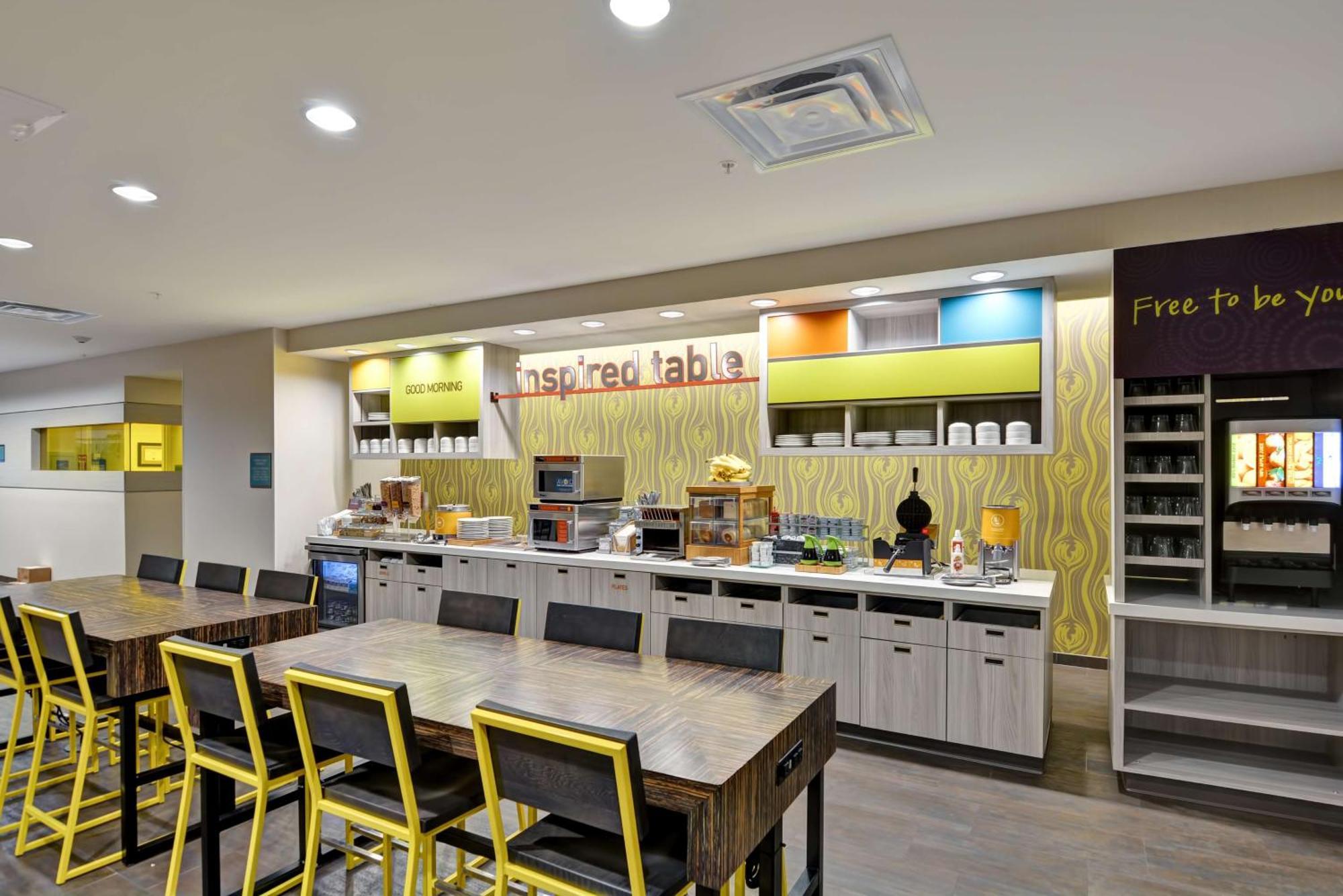 Home2 Suites By Hilton Tampa Usf Near Busch Gardens Eksteriør bilde